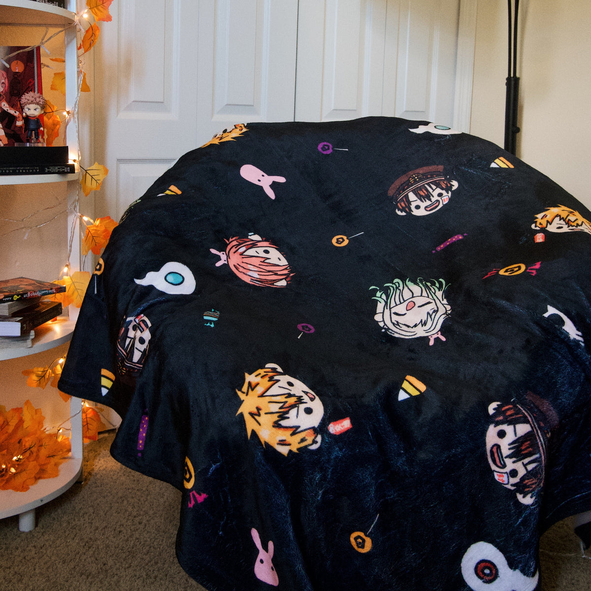 TBHK Spooky Chibi Throw Blanket